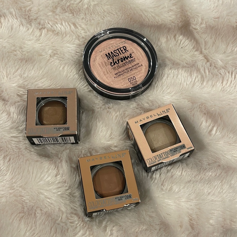 LOT of Maybelline Makeup